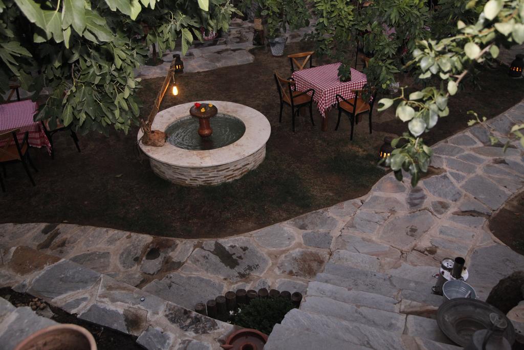 Ferienwohnung Yeni Gelin Evi Birgi Exterior foto
