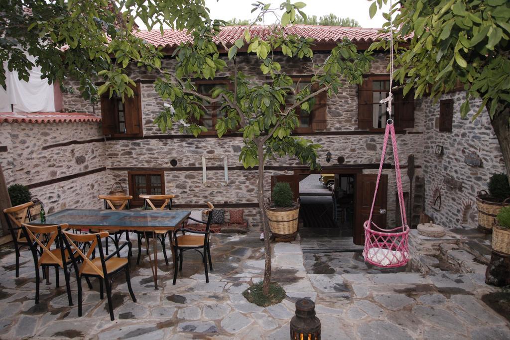 Ferienwohnung Yeni Gelin Evi Birgi Exterior foto
