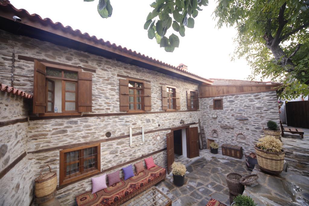 Ferienwohnung Yeni Gelin Evi Birgi Exterior foto
