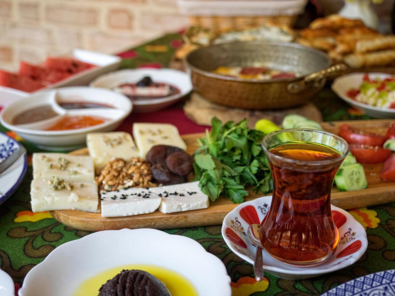 Ferienwohnung Yeni Gelin Evi Birgi Exterior foto