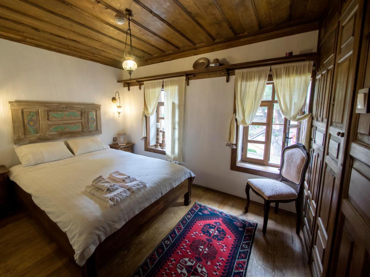 Ferienwohnung Yeni Gelin Evi Birgi Exterior foto