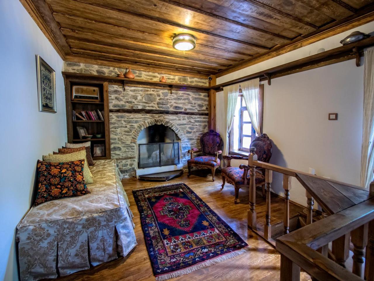 Ferienwohnung Yeni Gelin Evi Birgi Exterior foto